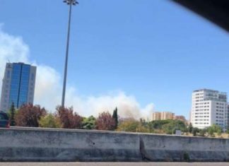 Incêndio em quinta de Carnide obrigou à retirada de 20 moradores