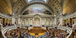 Parlamento chumbou redução do IVA para 6%